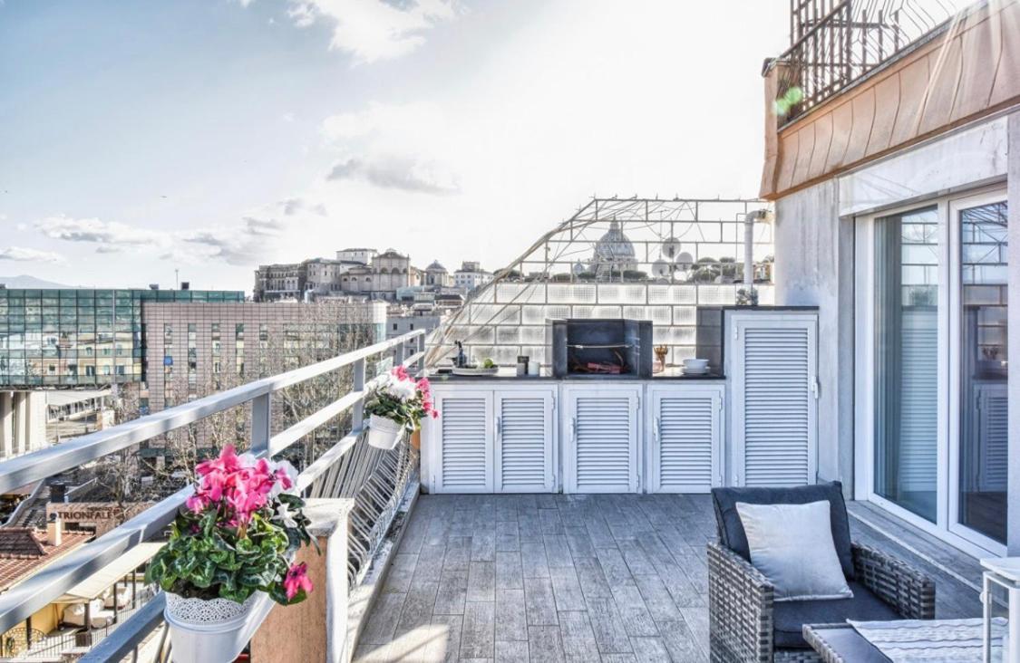 St. Peter Penthouse Apartment Рим Екстериор снимка